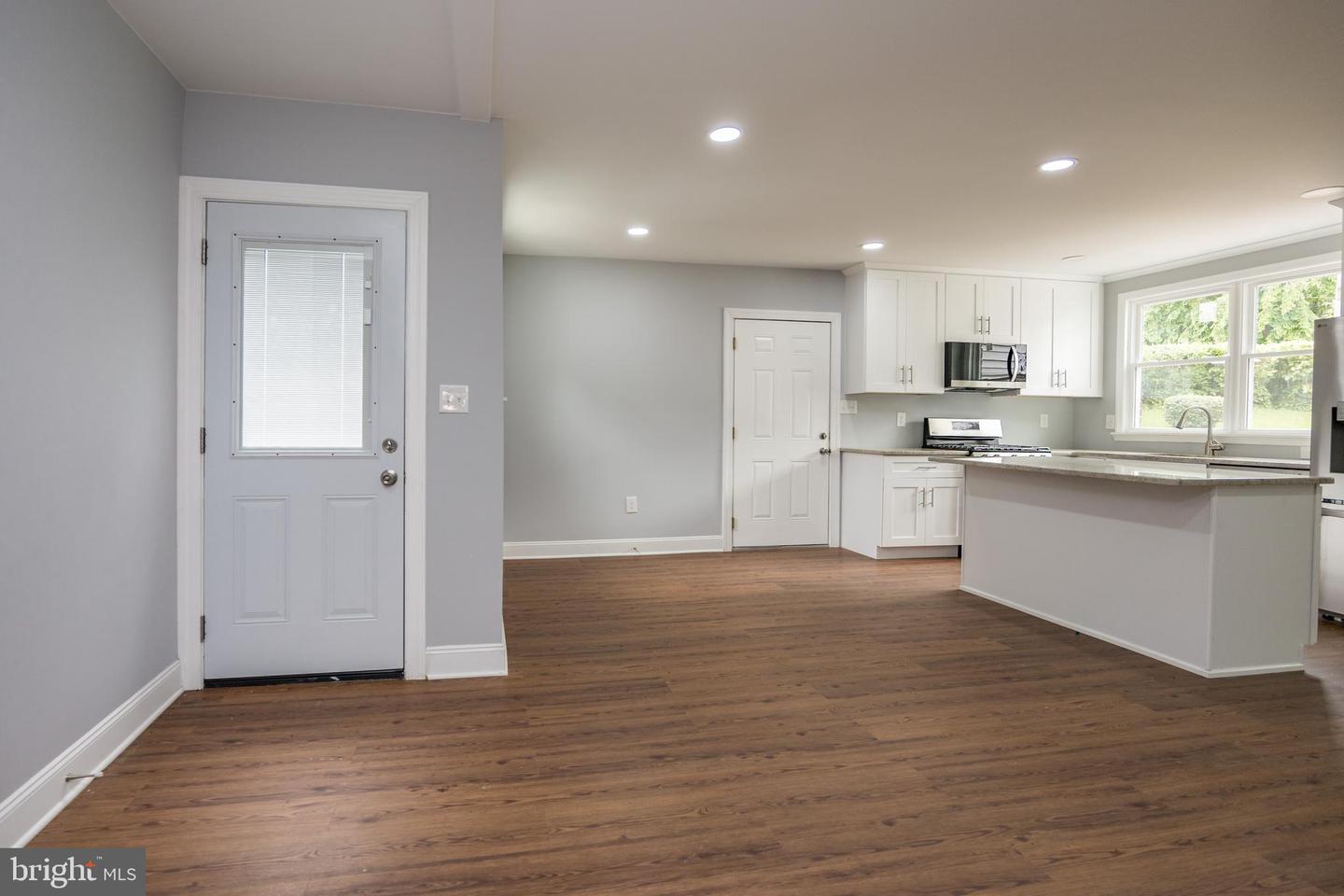 29 Beekman Rd Property Photo 7