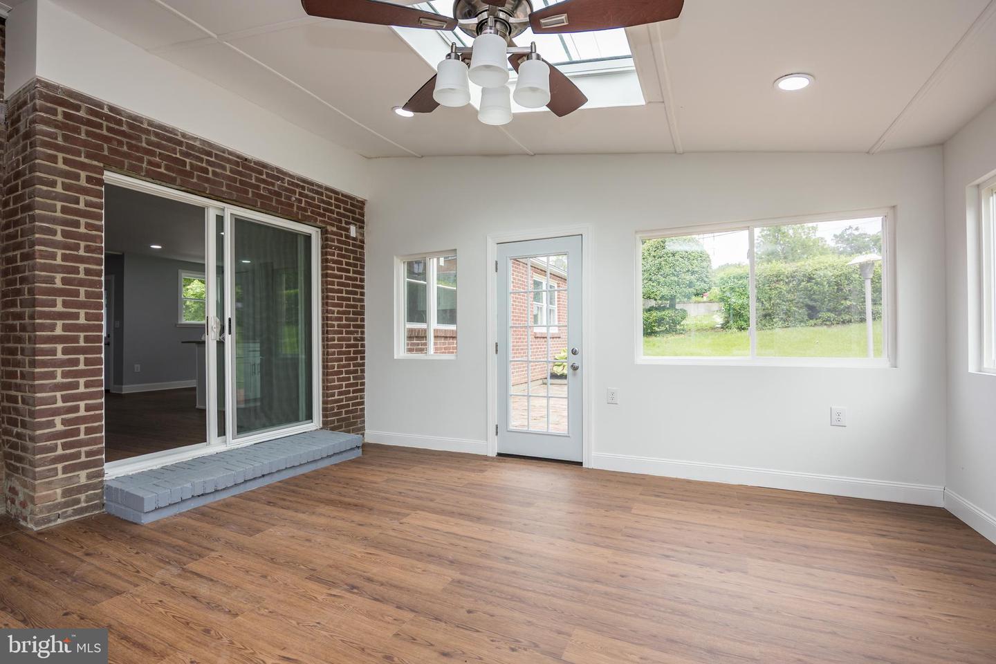 29 Beekman Rd Property Photo 8