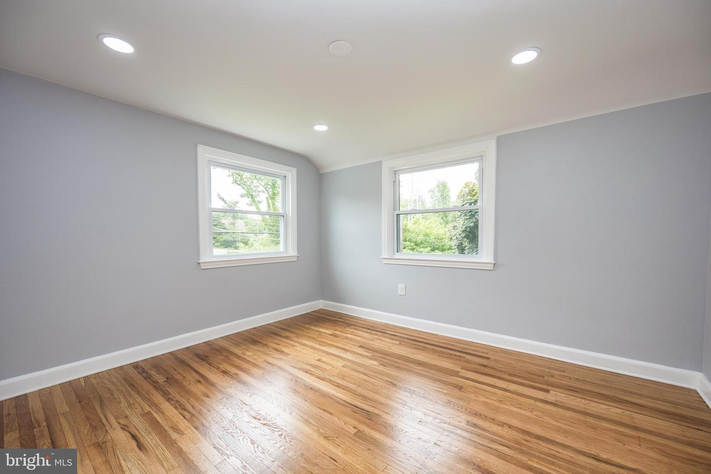 29 Beekman Rd Property Photo 27