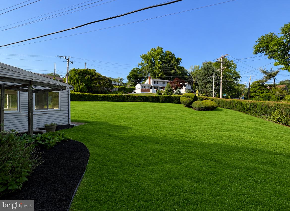 29 Beekman Rd Property Photo 41