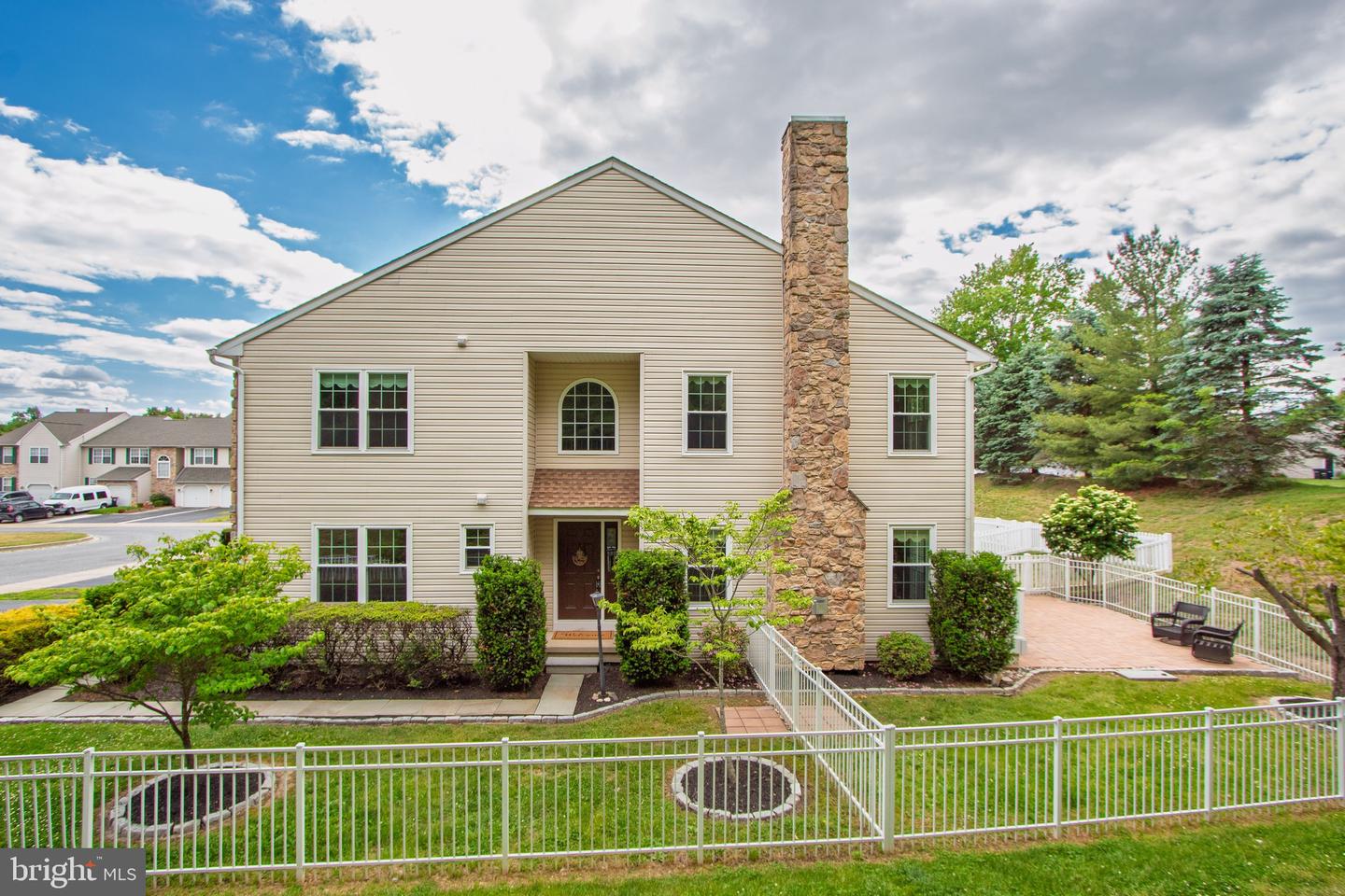 236 BECKINGTON CT
