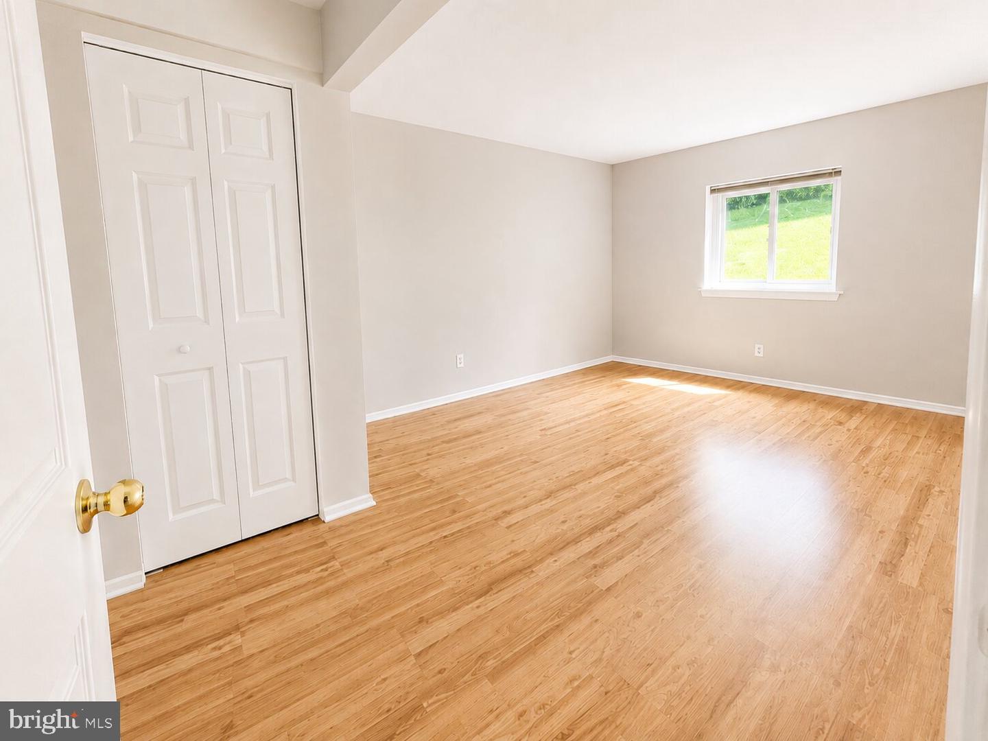 7-unit Rockford Rd #f1 Property Photo 13