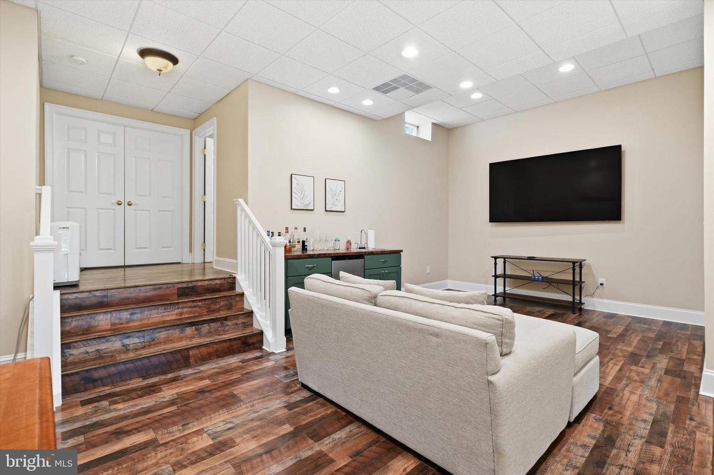 43 Bridleshire Property Photo 37
