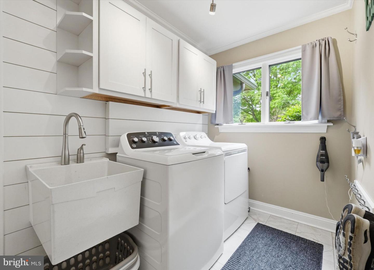 43 Bridleshire Property Photo 47