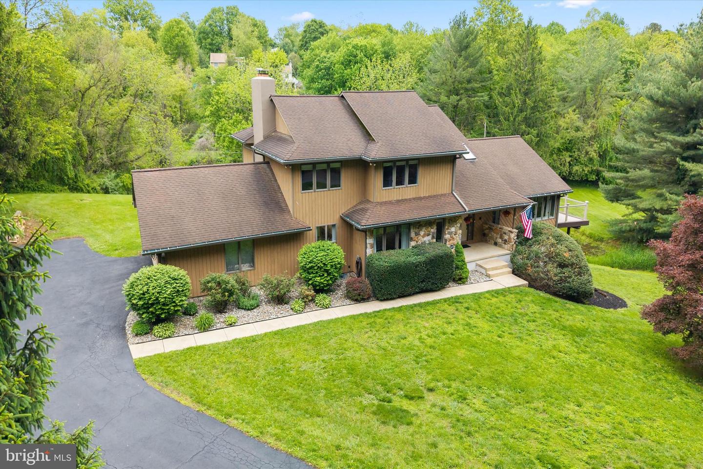43 Bridleshire Property Photo 79