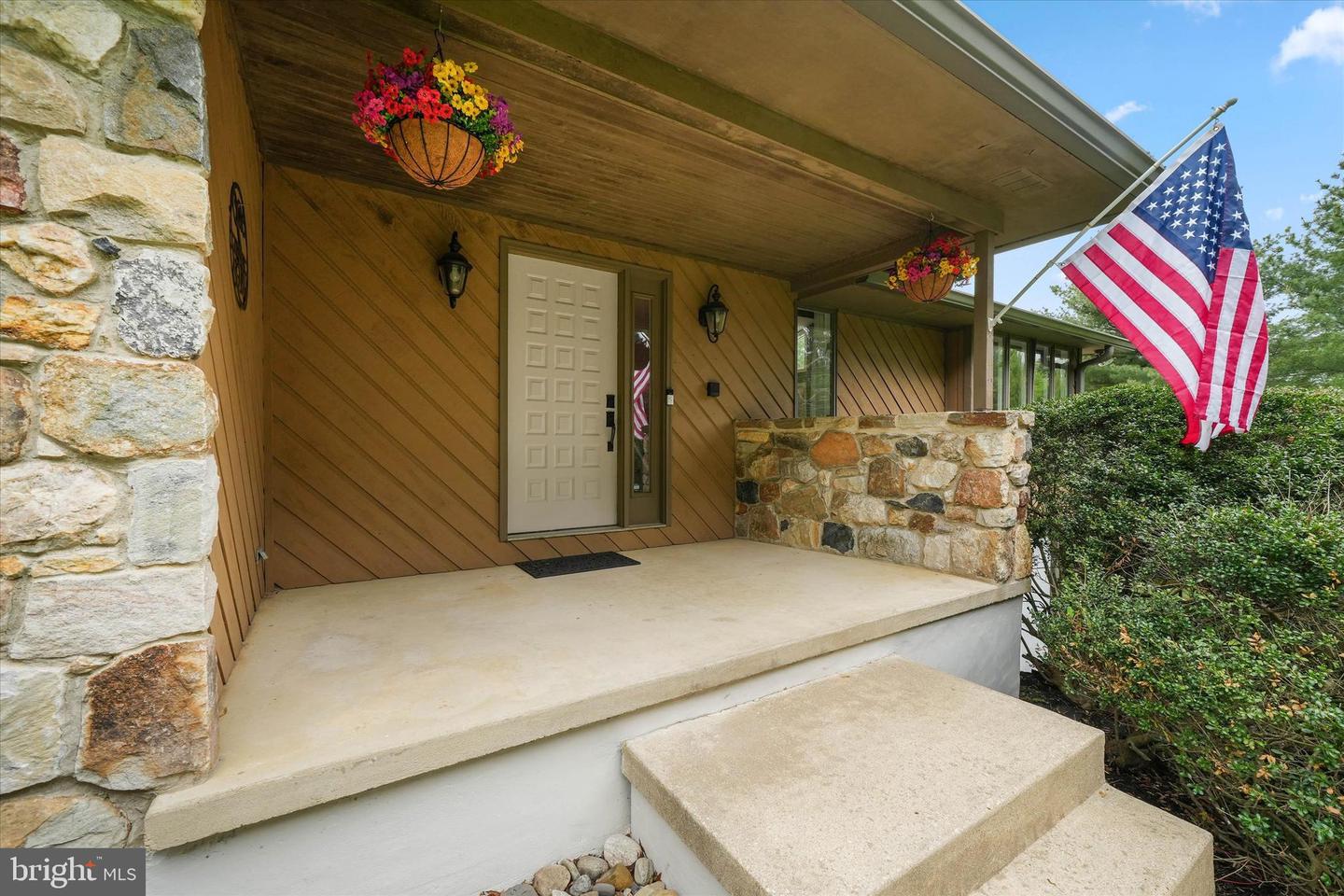 43 Bridleshire Property Photo 82