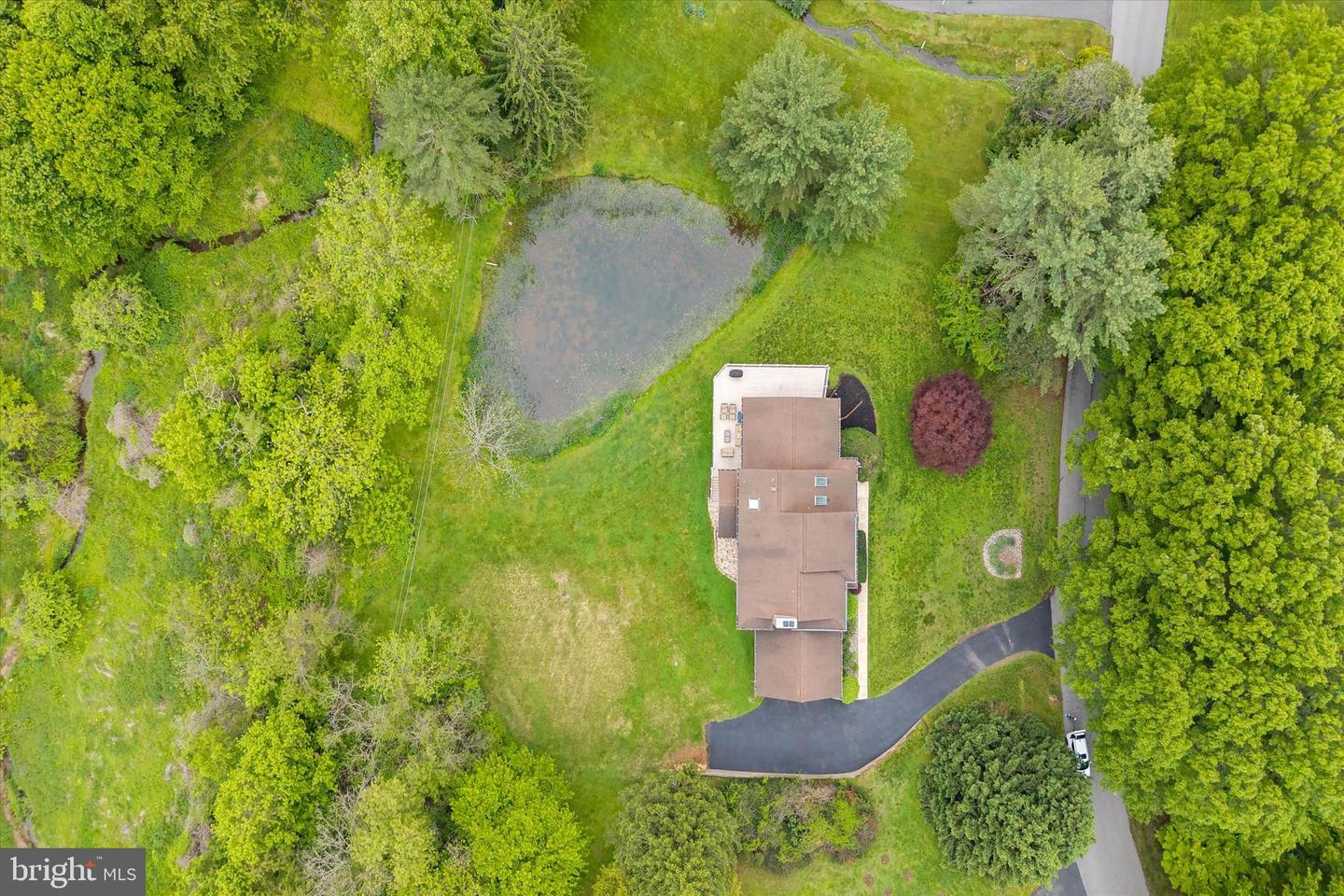 43 Bridleshire Property Photo 92