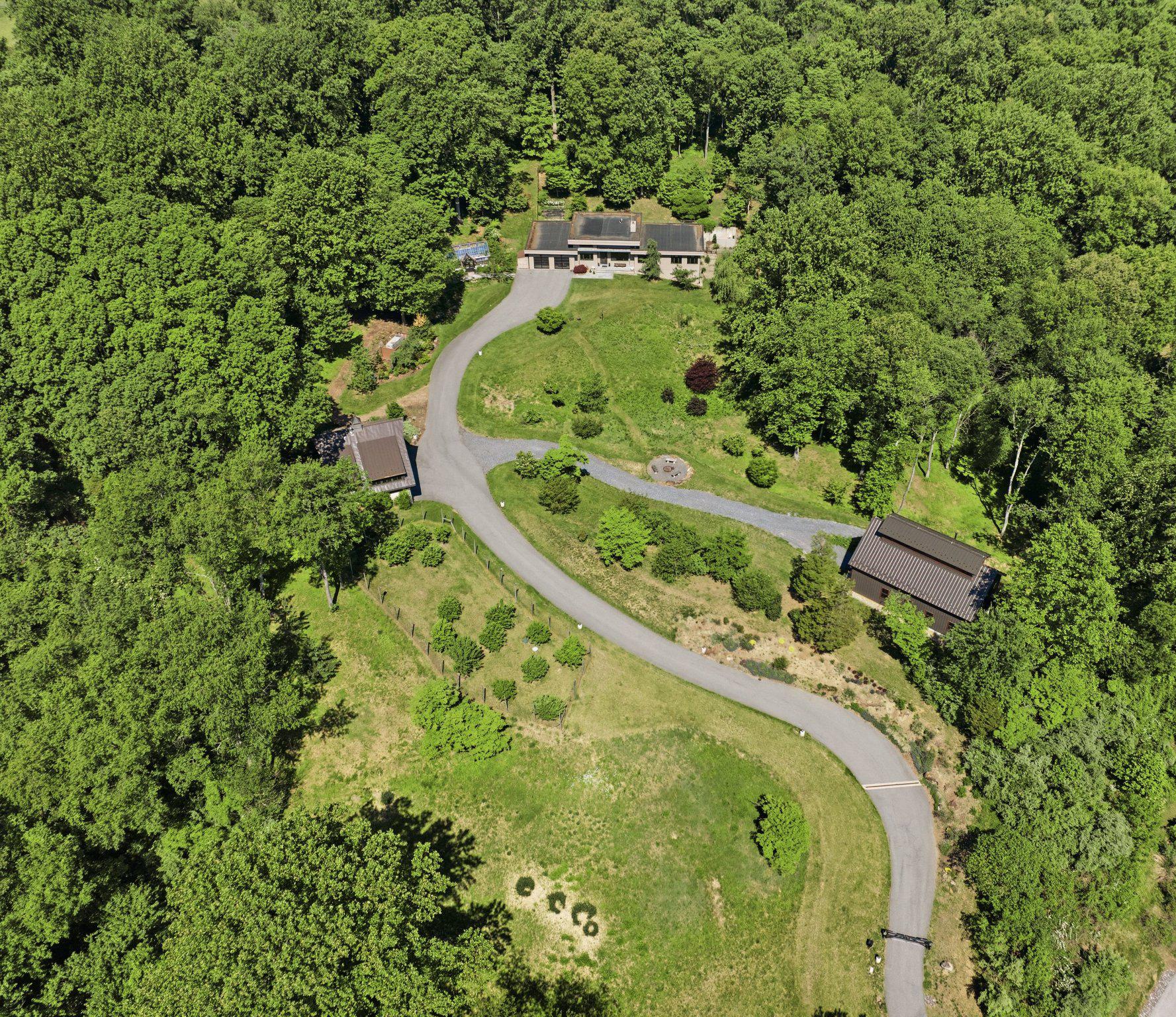 3924 Thompson Bridge Rd Property Photo 1
