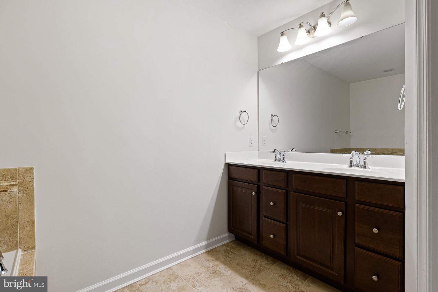 546 Canal Dr Property Photo 16