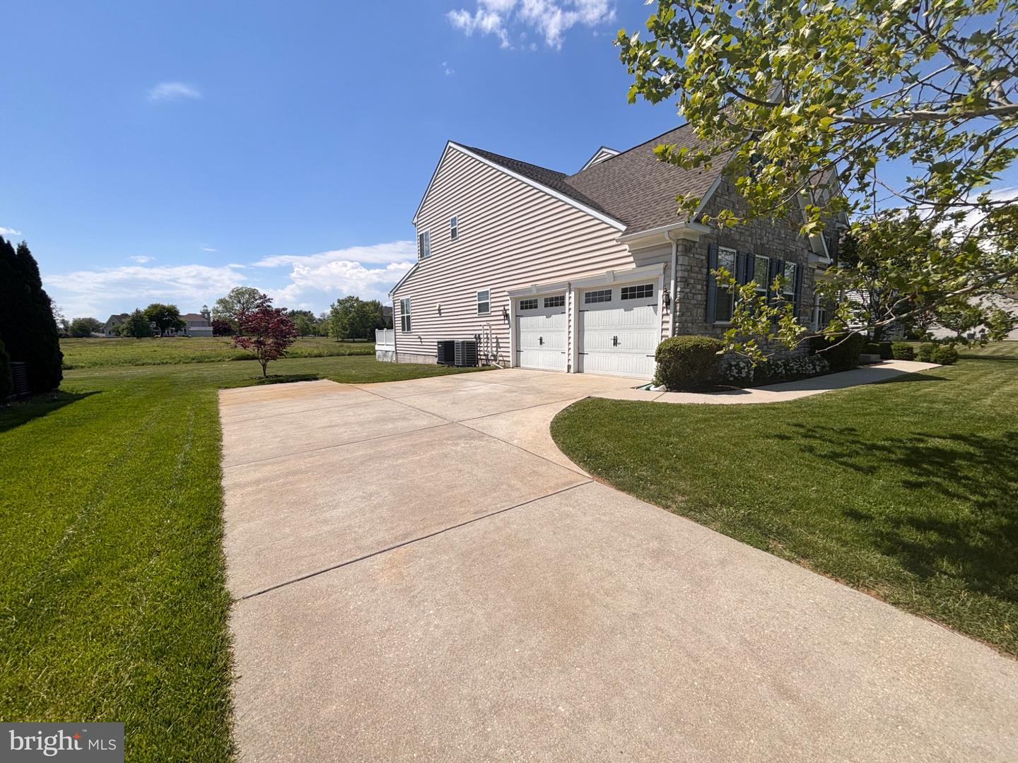 807 Ashby Dr Property Photo 3