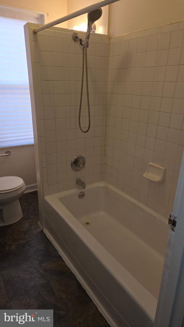 131 W 29th St Property Photo 25