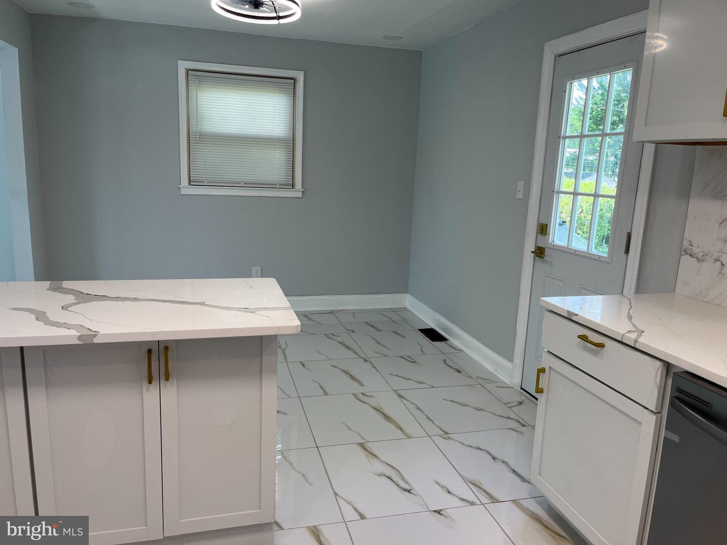 2405 Limestone Rd Property Photo 15