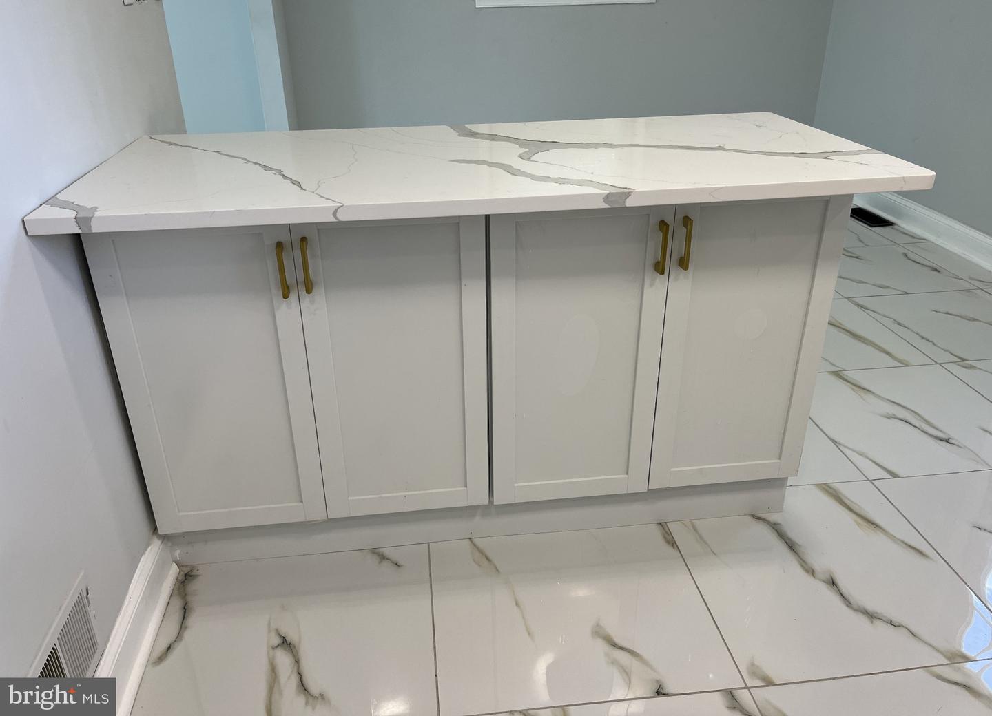 2405 Limestone Rd Property Photo 16