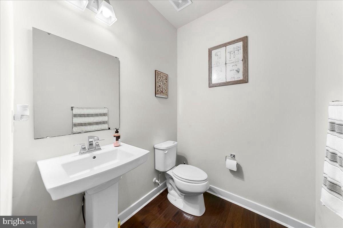 305 Goodwick Dr Property Photo 19