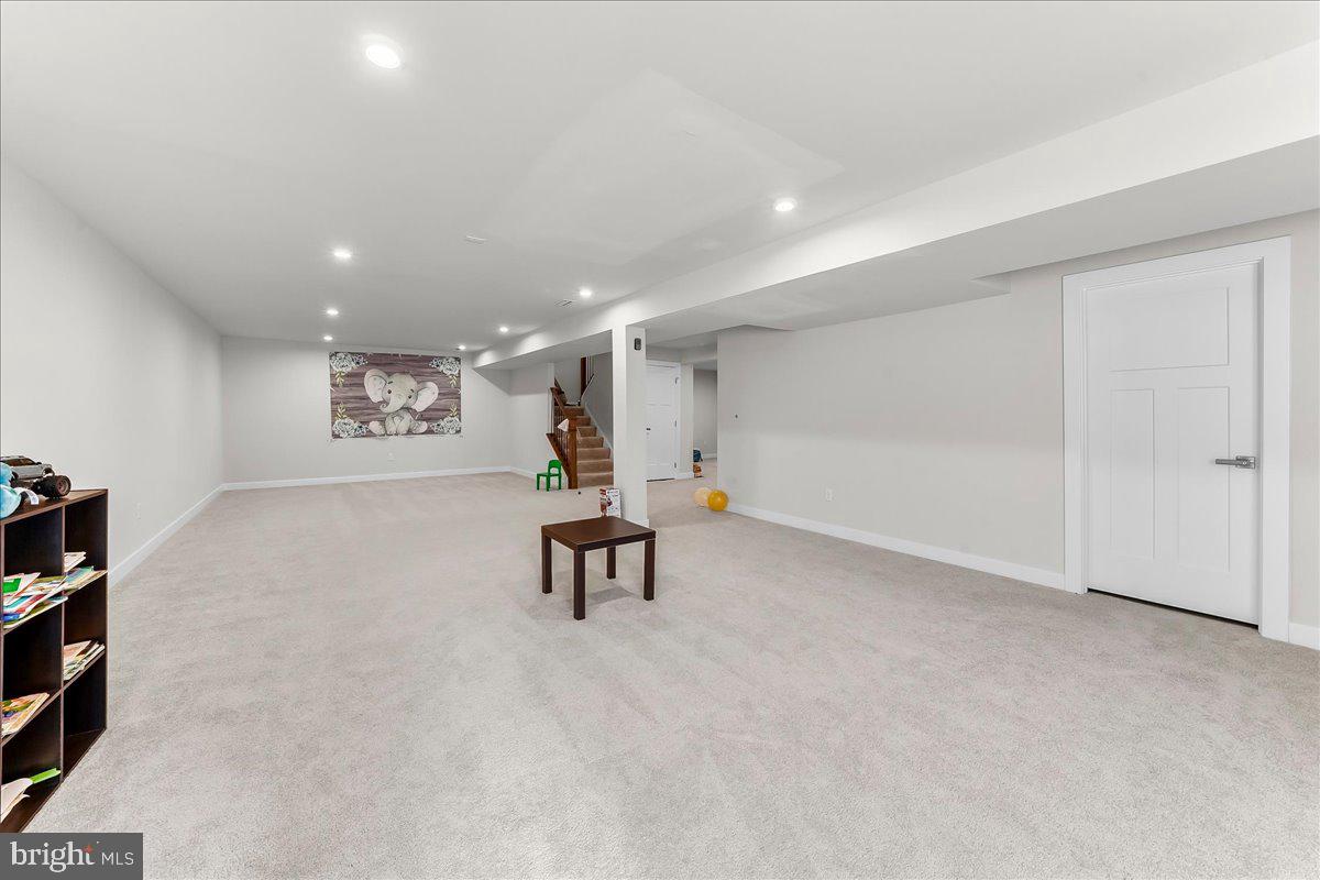 305 Goodwick Dr Property Photo 29