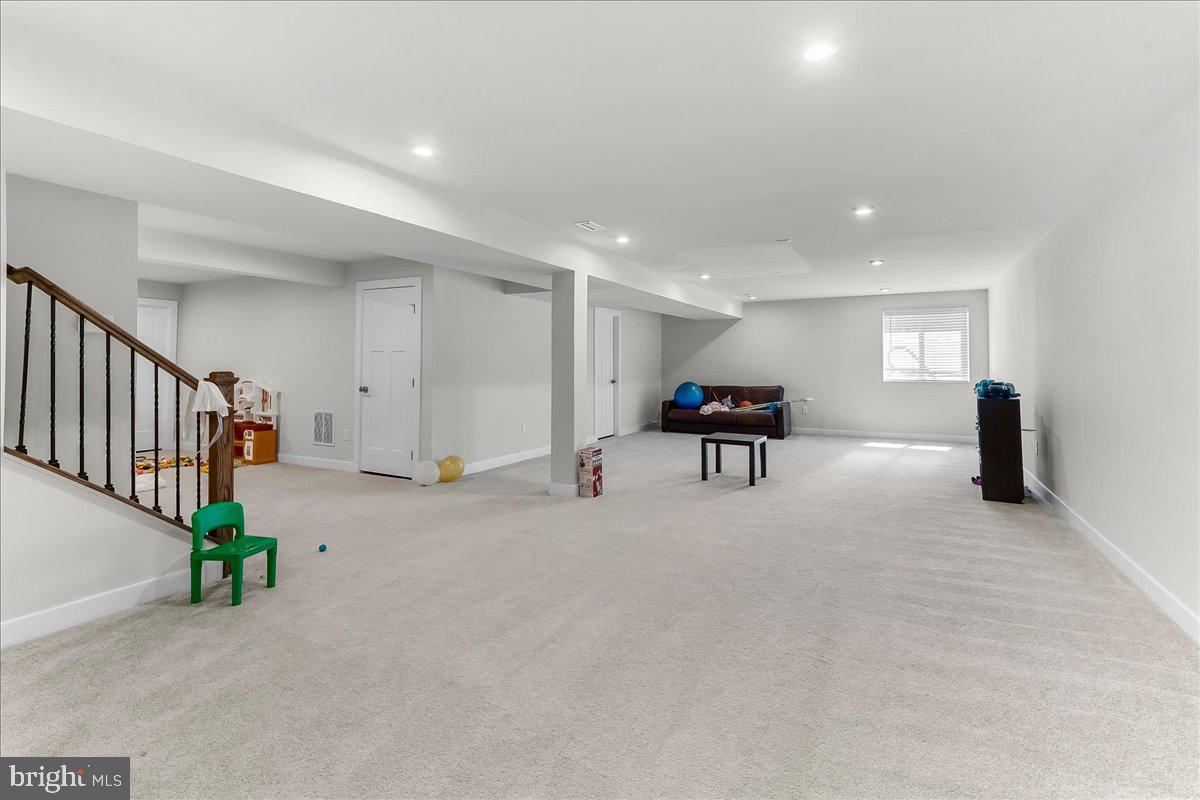 305 Goodwick Dr Property Photo 30
