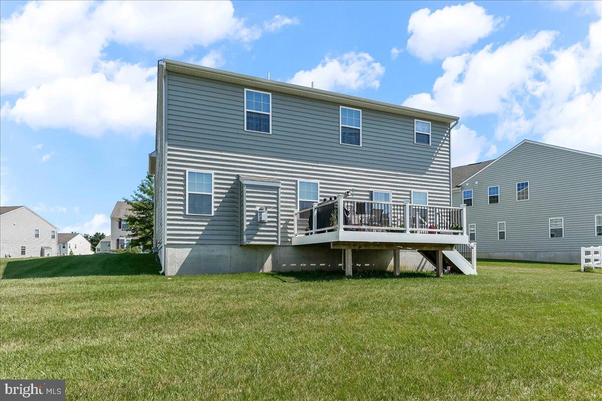 305 Goodwick Dr Property Photo 35