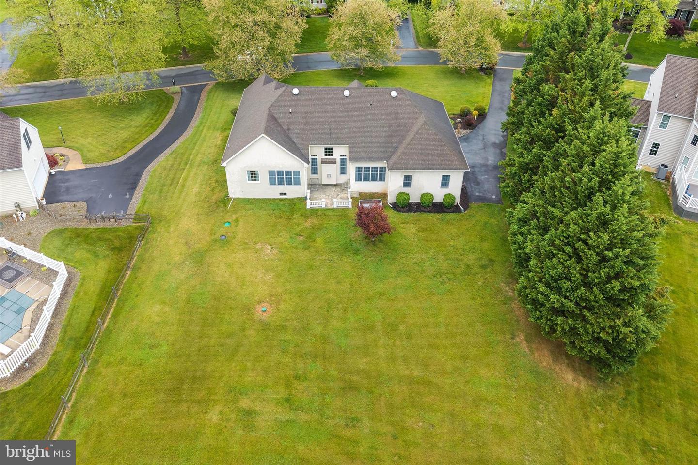 108 Westside Ln Property Photo 55