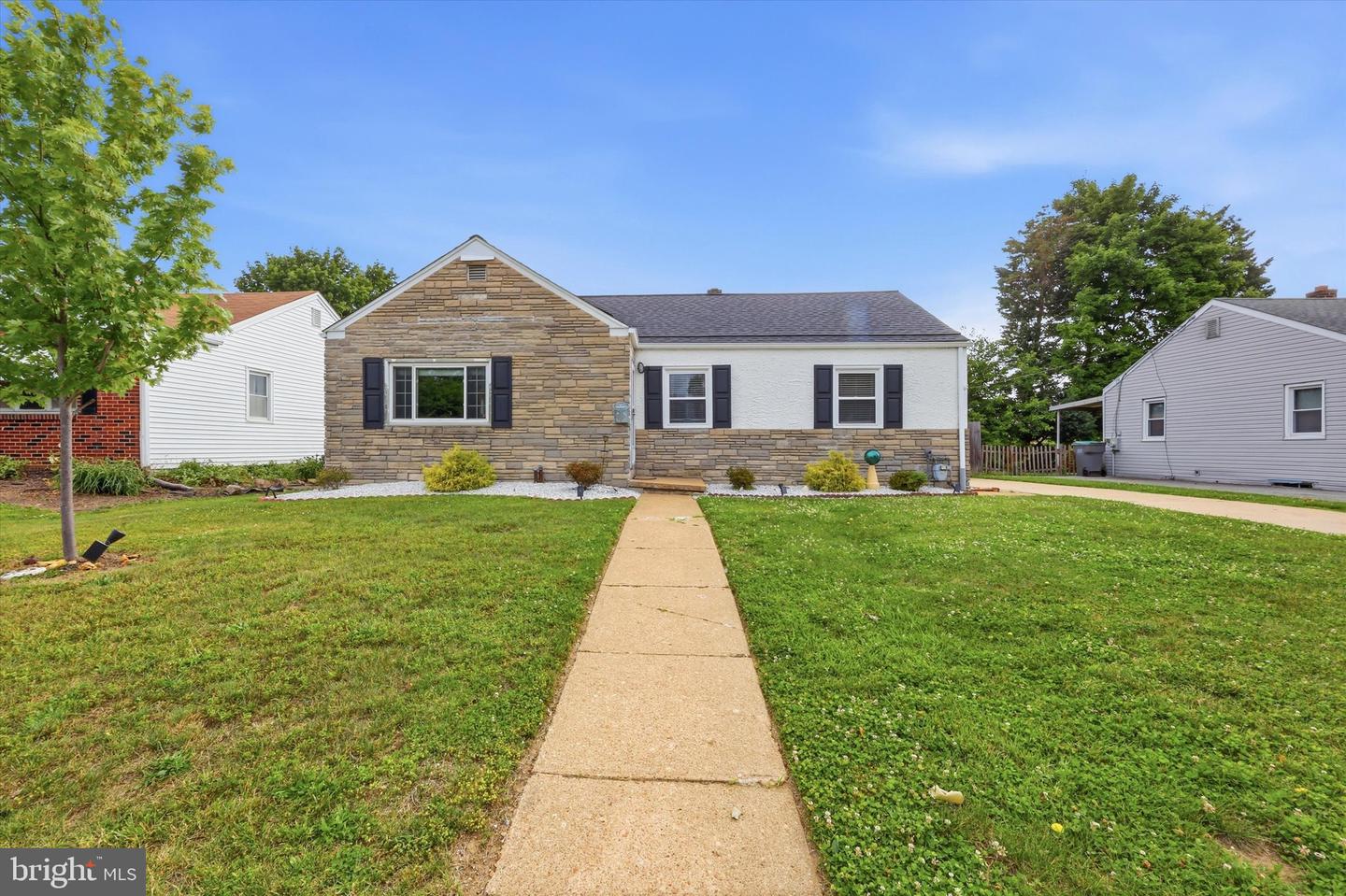 507 Farwell Rd Property Photo 1