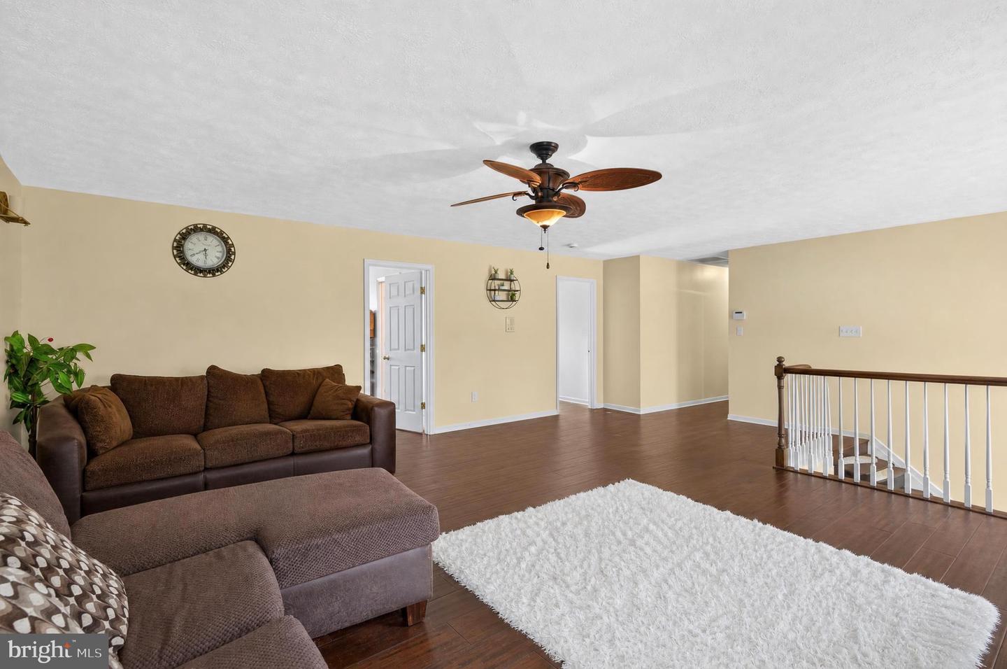 1142 E Founds St E Property Photo 30