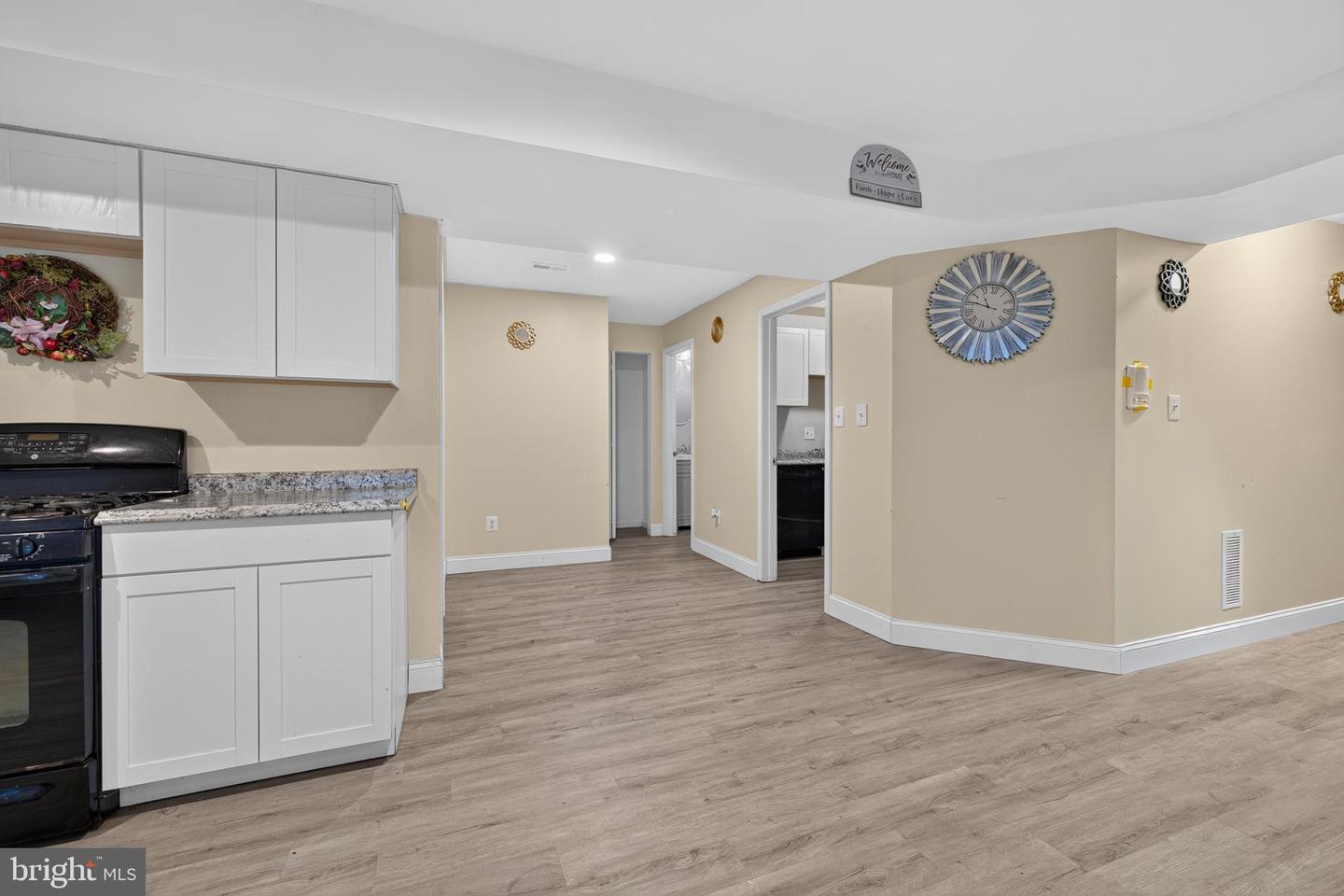 1142 E Founds St E Property Photo 47