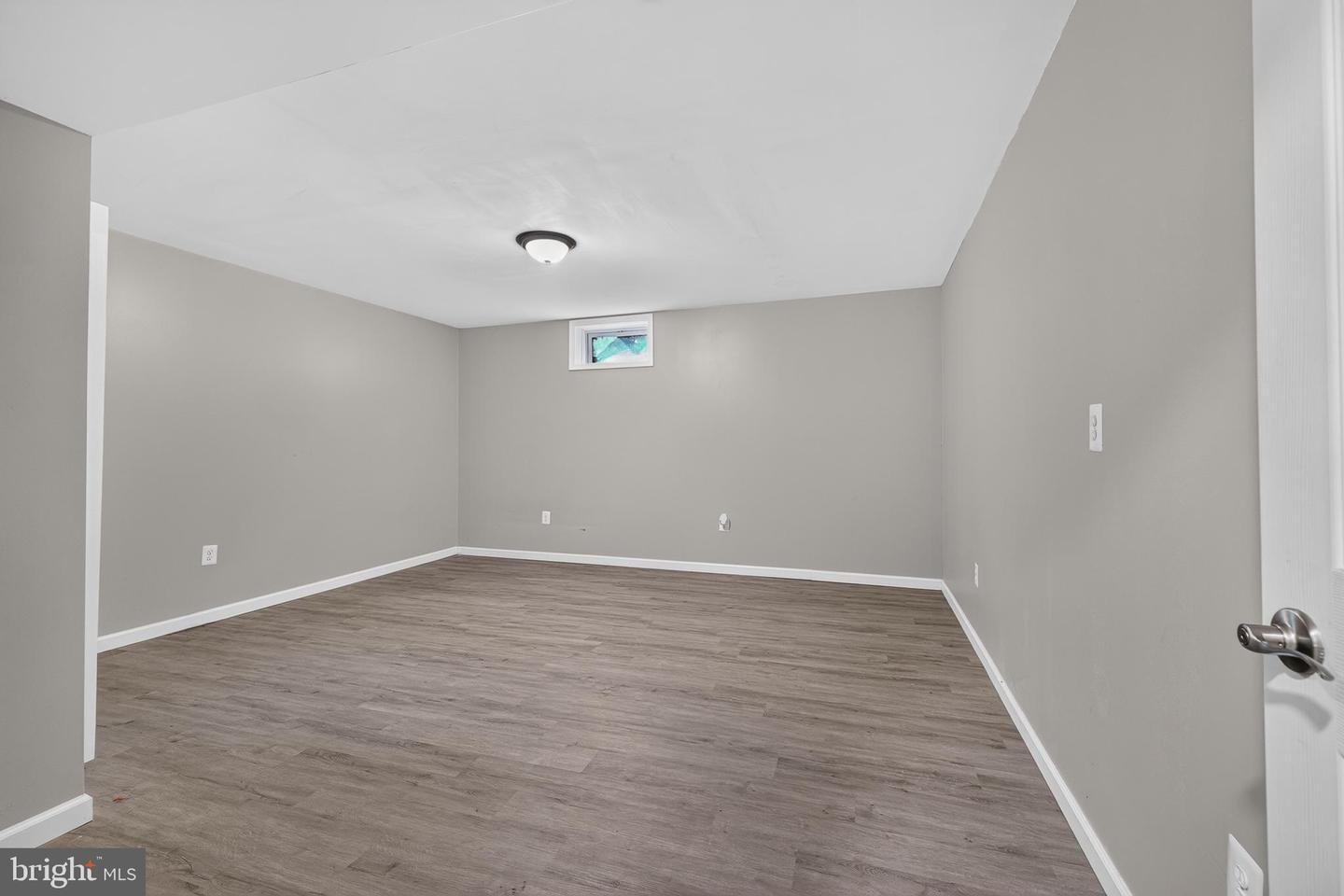 1142 E Founds St E Property Photo 54