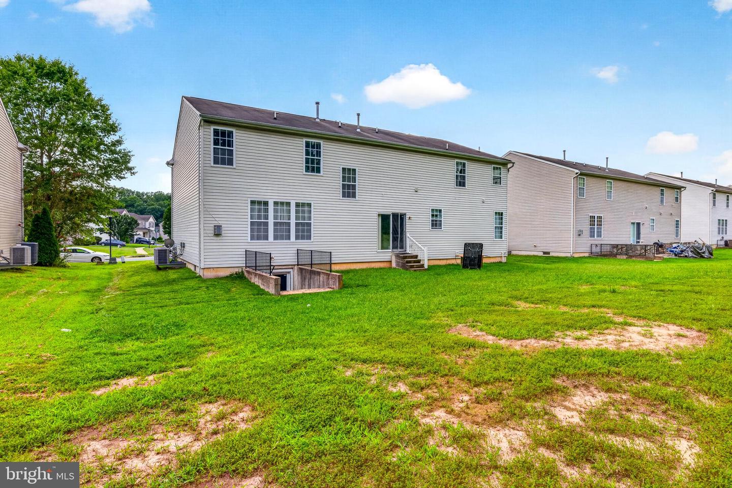 1142 E Founds St E Property Photo 56