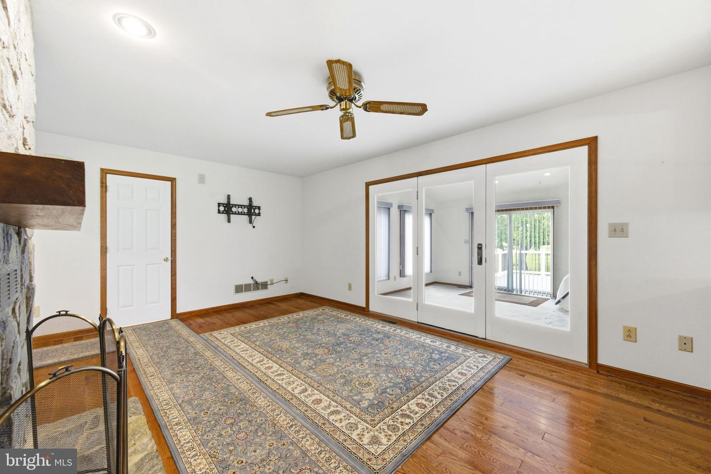 736 Letitia Dr Property Photo 34