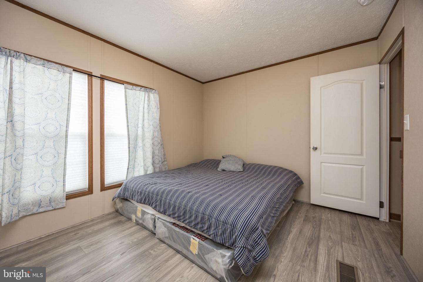 1825 Sonya Way #594 Property Photo 22