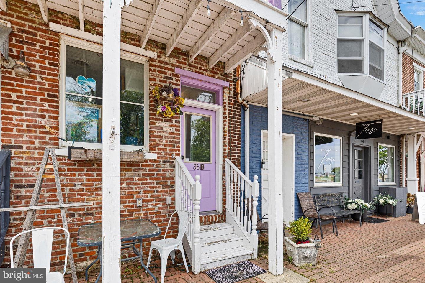 36 Clinton St Property Photo 4