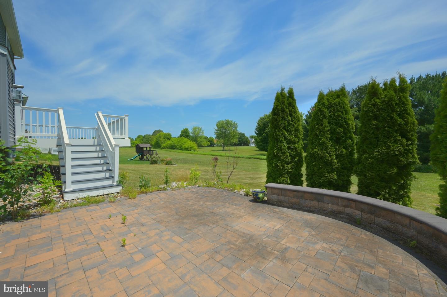 610 Spring Hollow Dr Property Photo 4