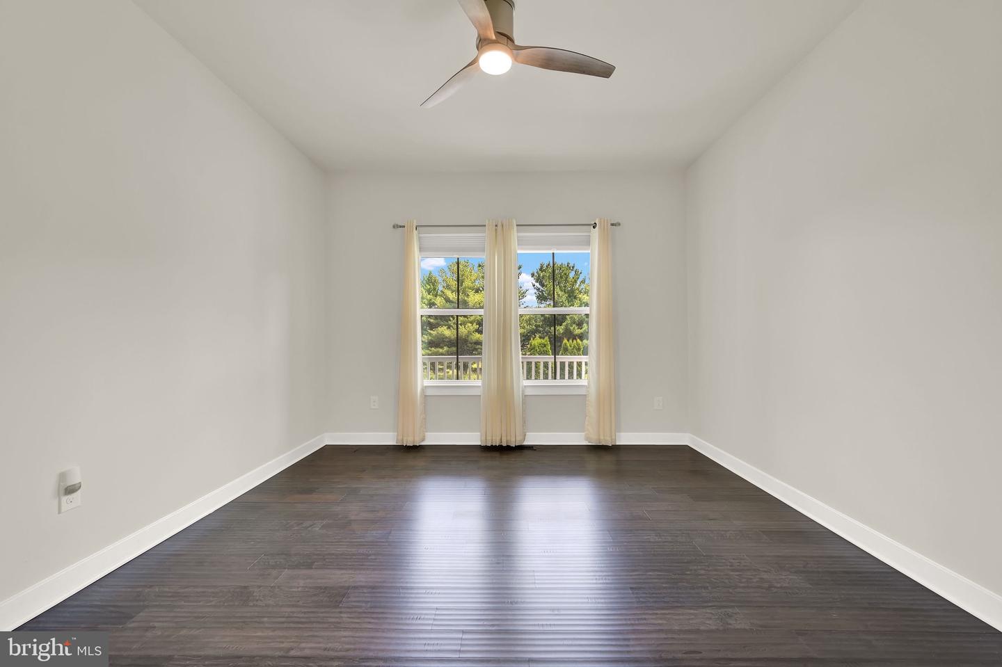 610 Spring Hollow Dr Property Photo 15
