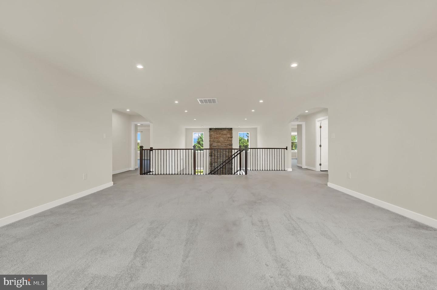 610 Spring Hollow Dr Property Photo 17