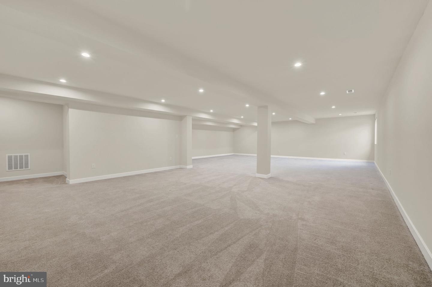 610 Spring Hollow Dr Property Photo 31