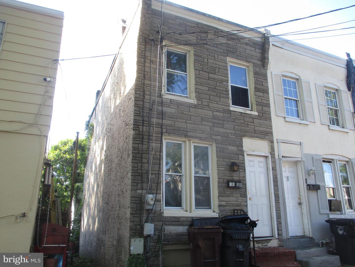 1000 WRIGHT ST Property Photo 1