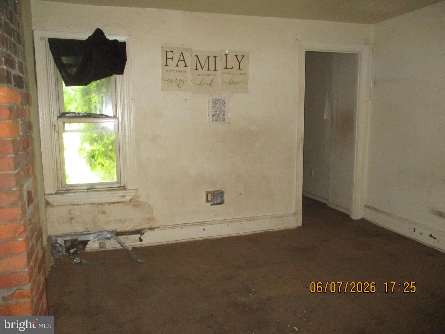 1000 Wright St Property Photo 8
