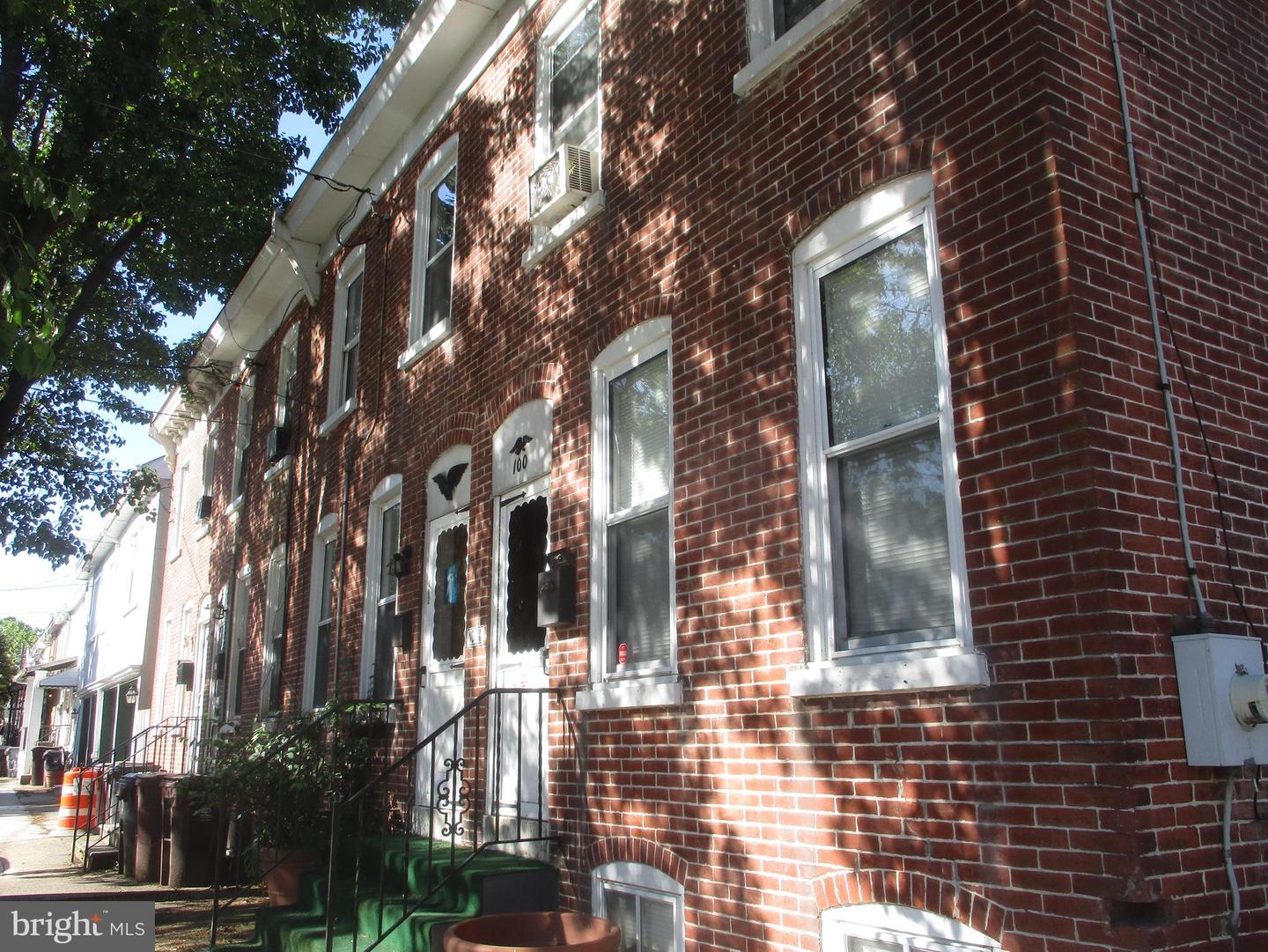 106 Cedar St Property Photo 2