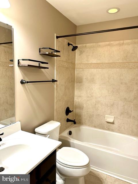 210 Parker Dr Property Photo 24