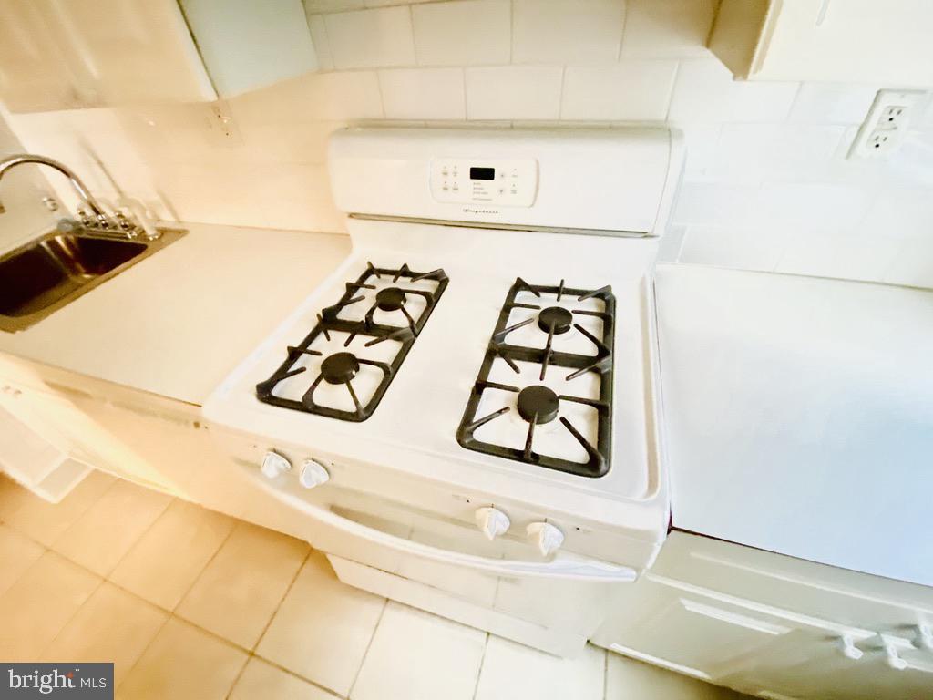 1505 Delaware Ave Property Photo 8
