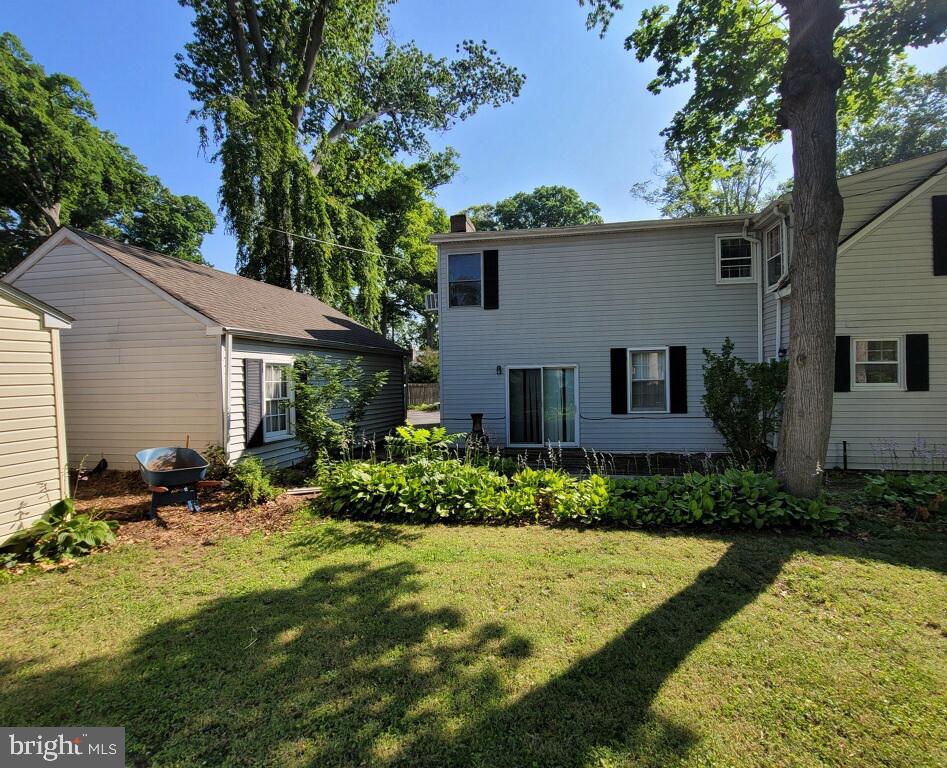 2503 Ferris Rd Property Photo 2