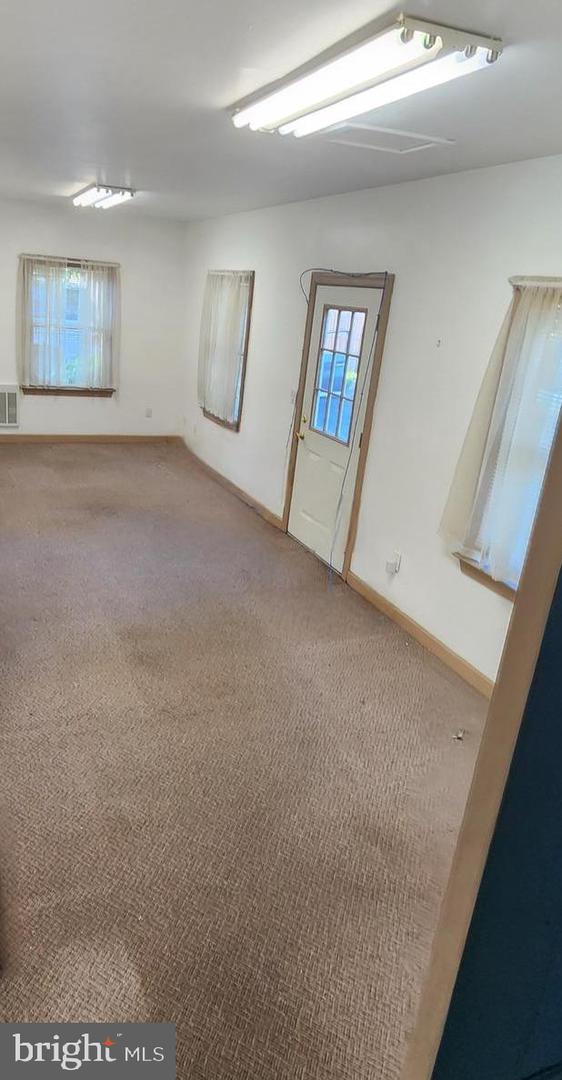 2503 Ferris Rd Property Photo 8