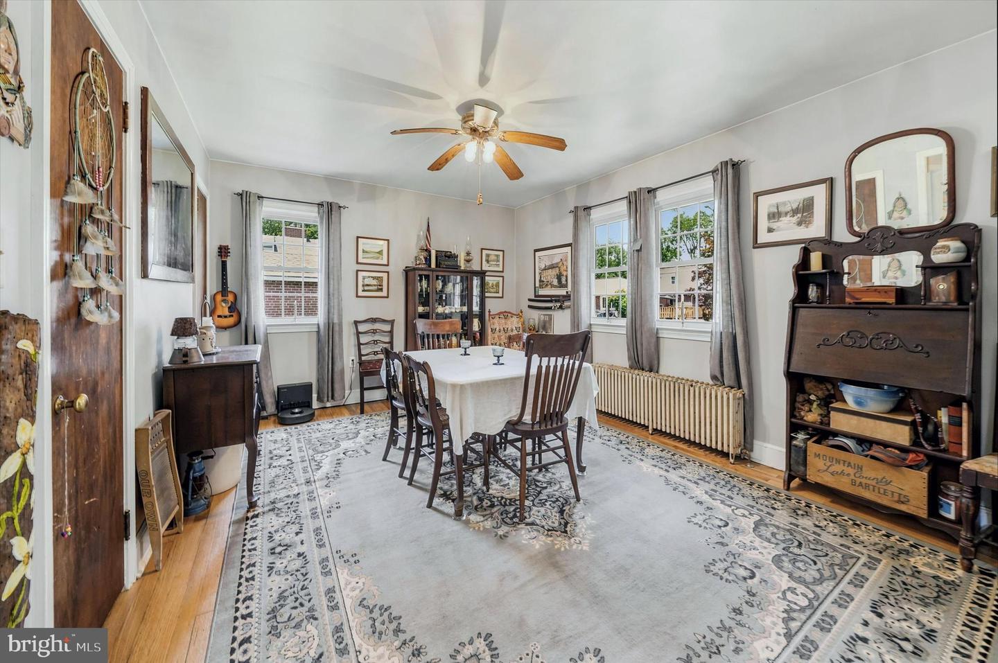 100 Maple Property Photo 11