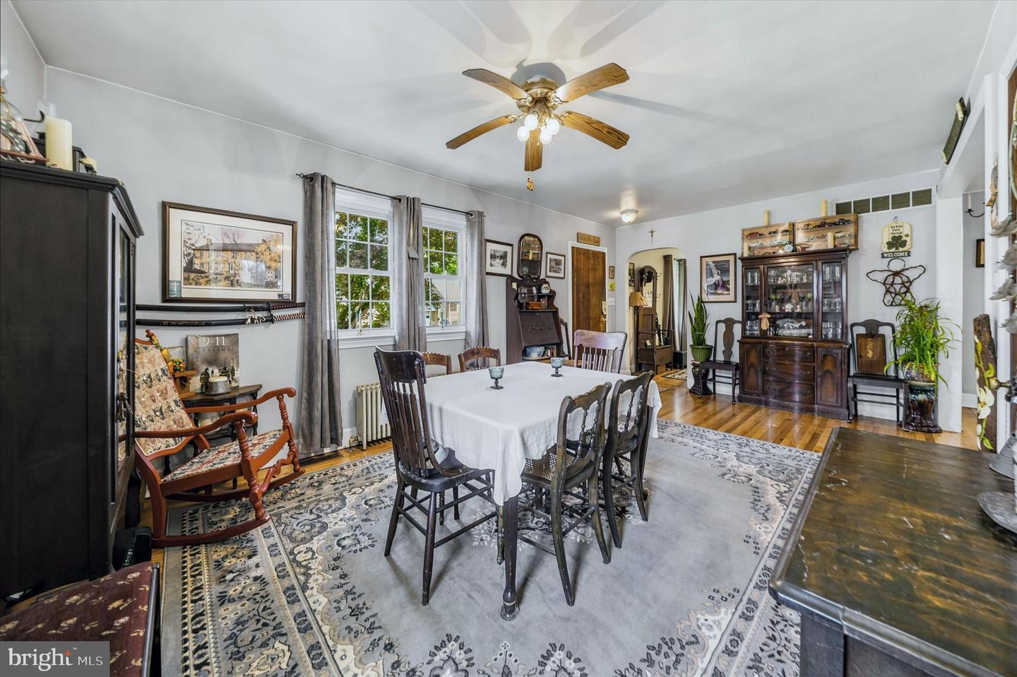100 Maple Property Photo 12