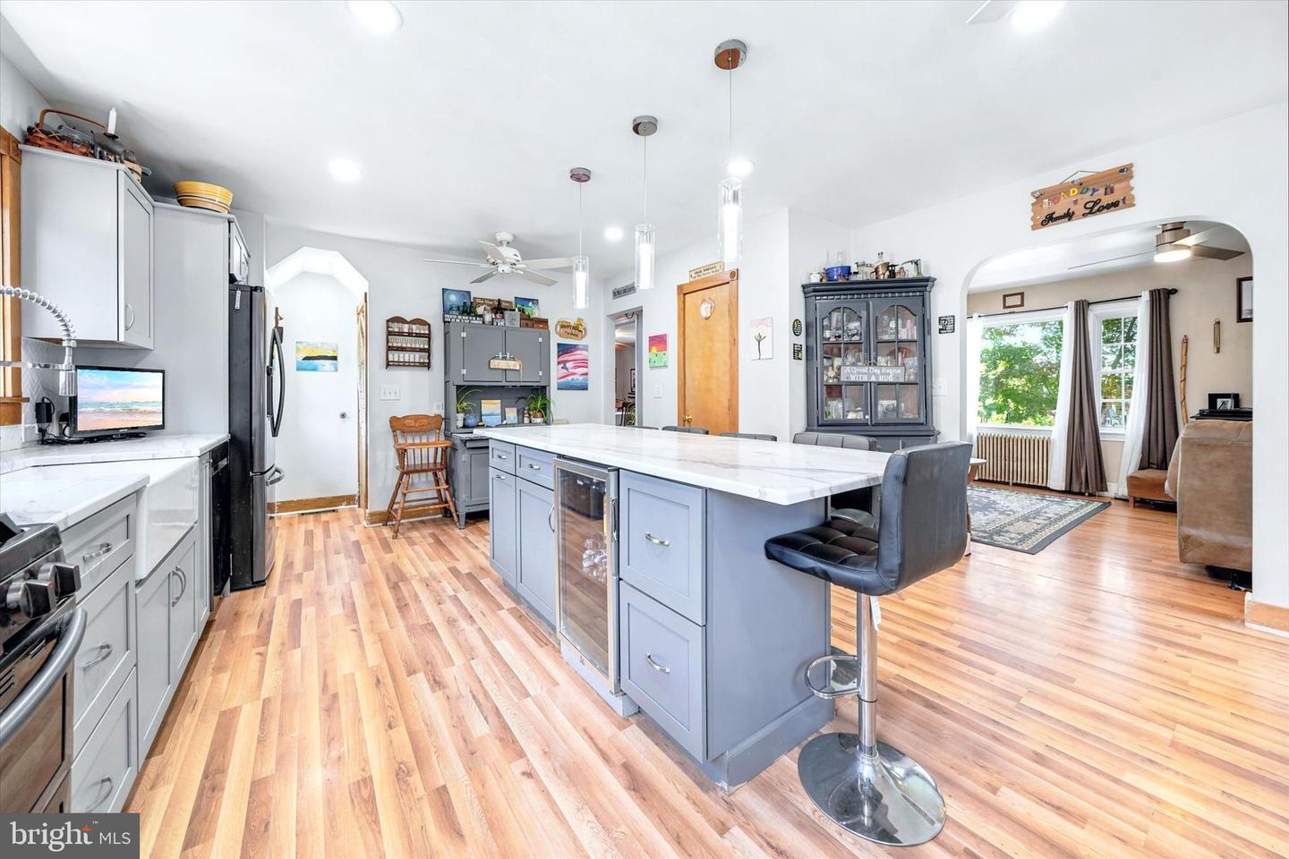 100 Maple Property Photo 18
