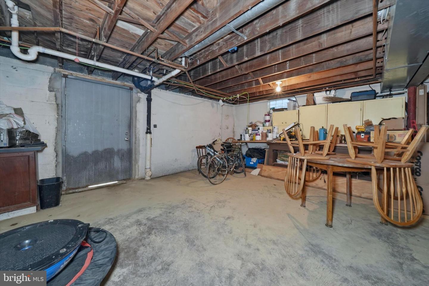 100 Maple Property Photo 32