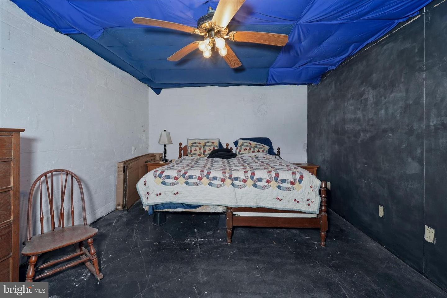 100 Maple Property Photo 36