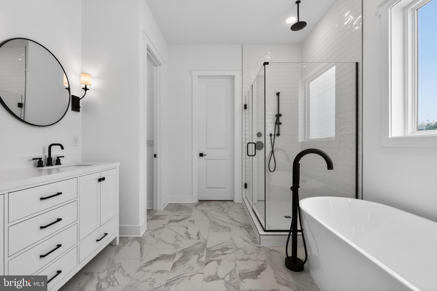 1914 Dixon Way Property Photo 17