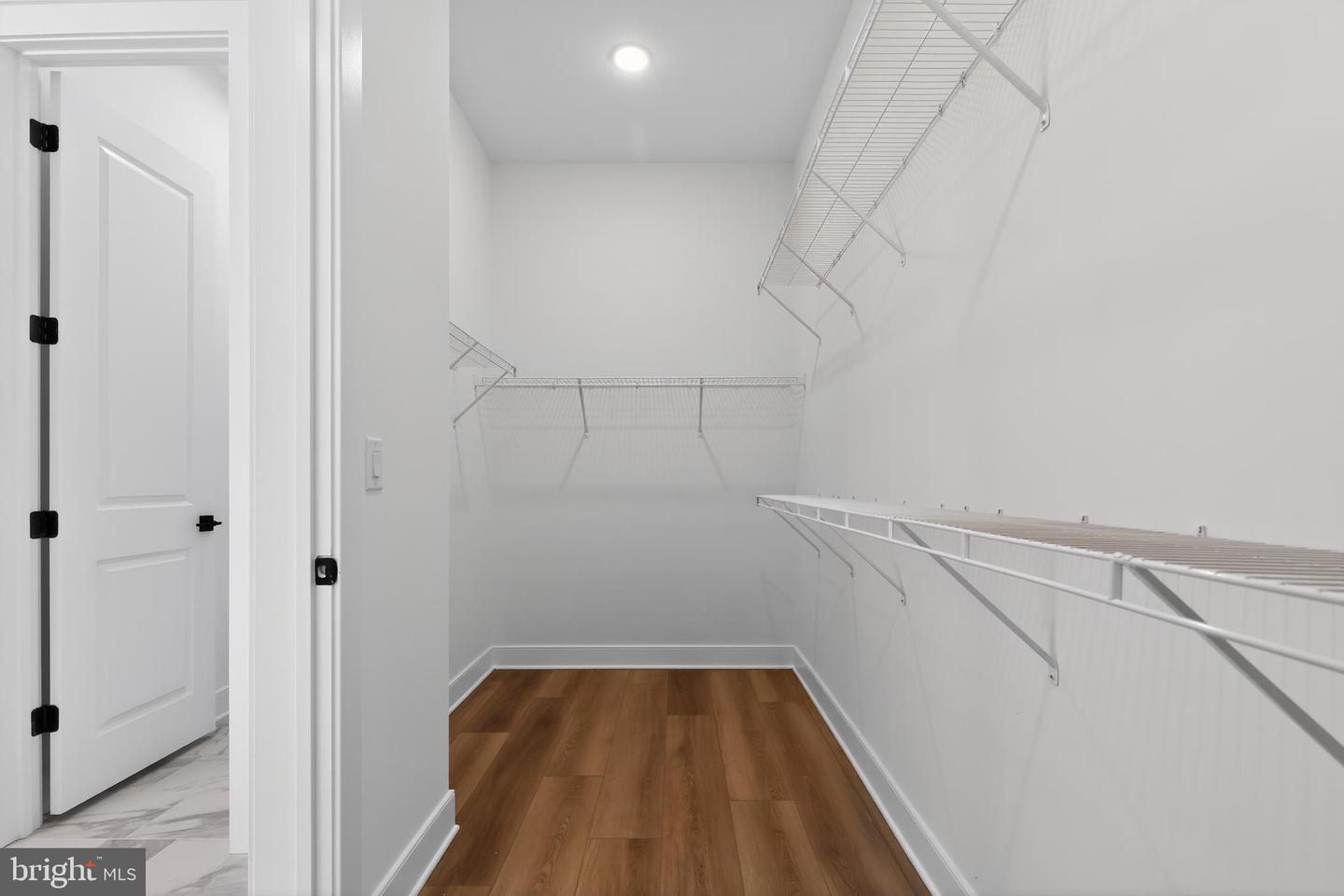 1914 Dixon Way Property Photo 20