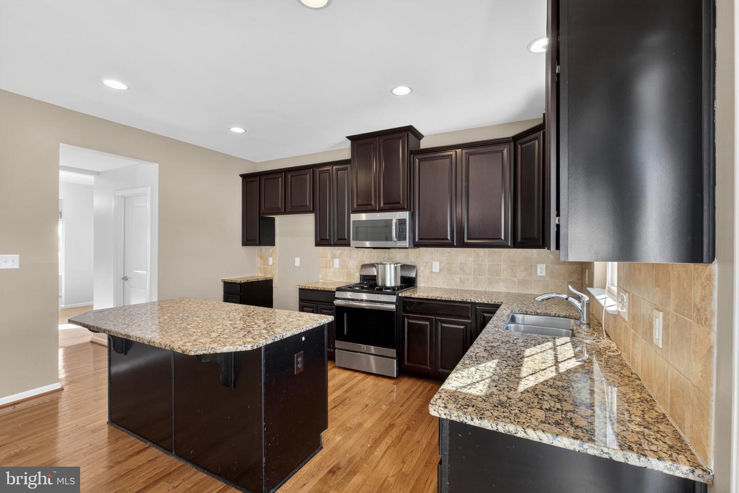 372 Tiger Lily Dr Property Photo 10