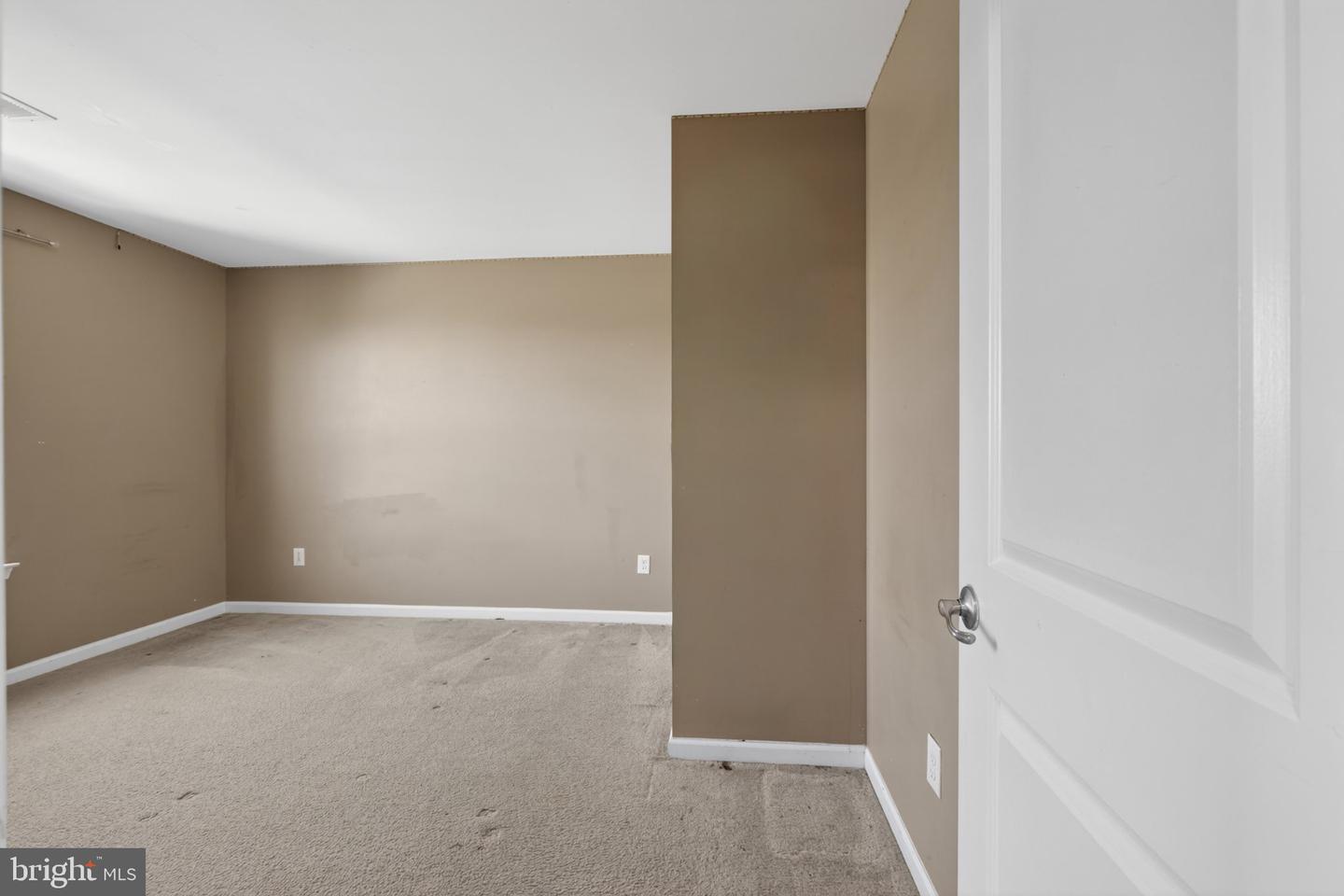372 Tiger Lily Dr Property Photo 20